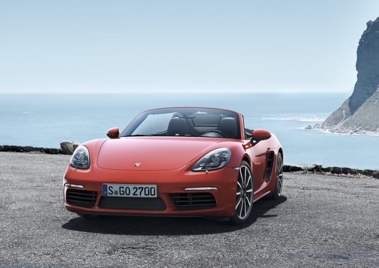 Porsche Boxster 718 UAE