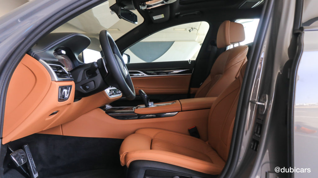 2020 BMW 730Li