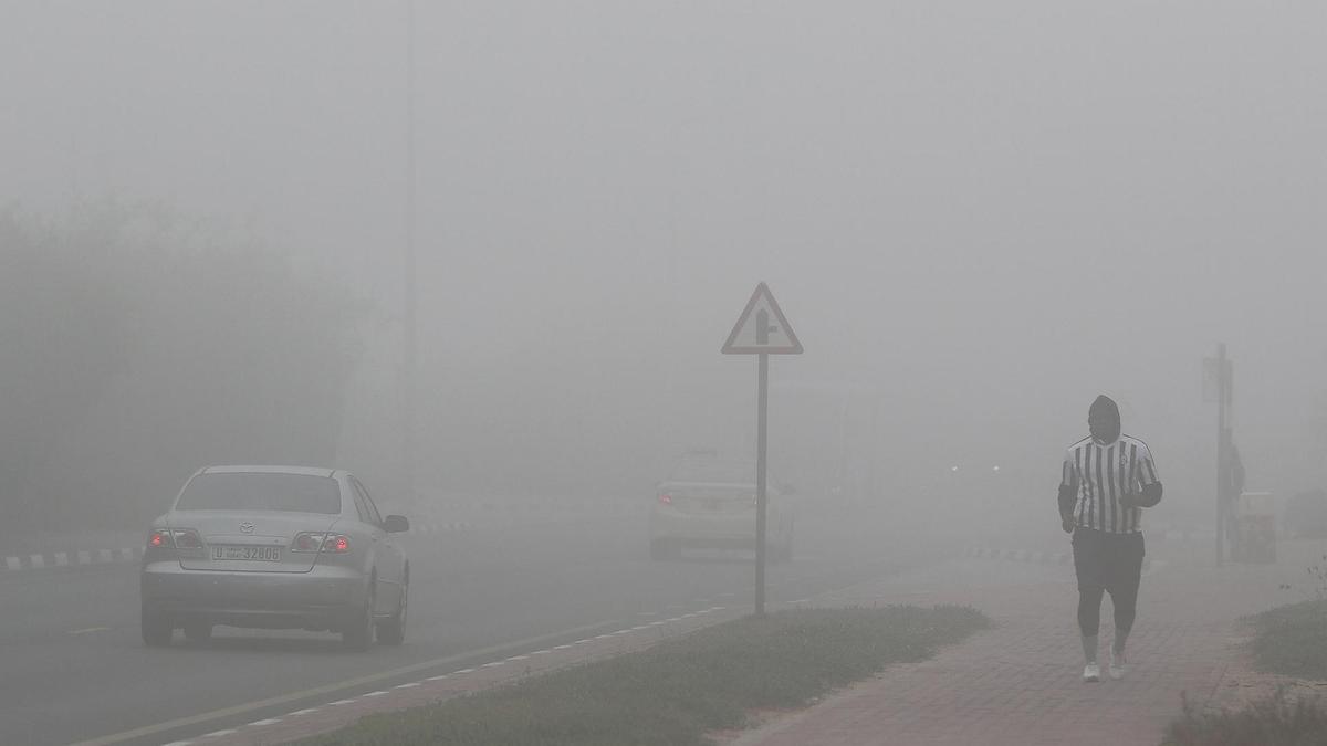 How to drive in the fog in UAE