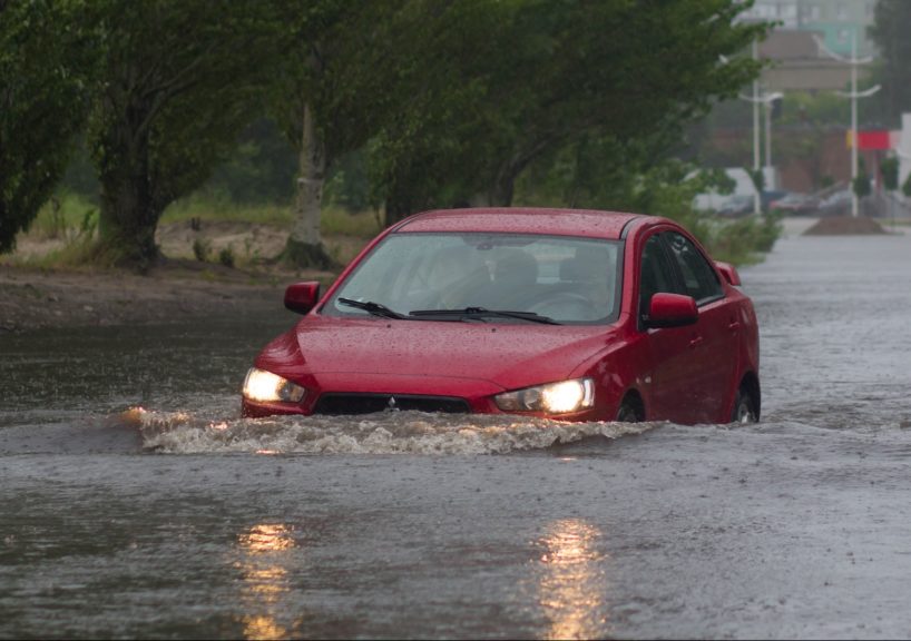 Driving in the UAE Rain