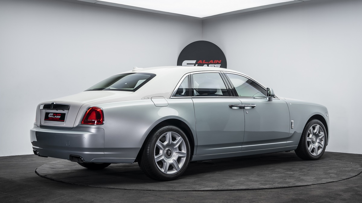 rolls royce ghost review