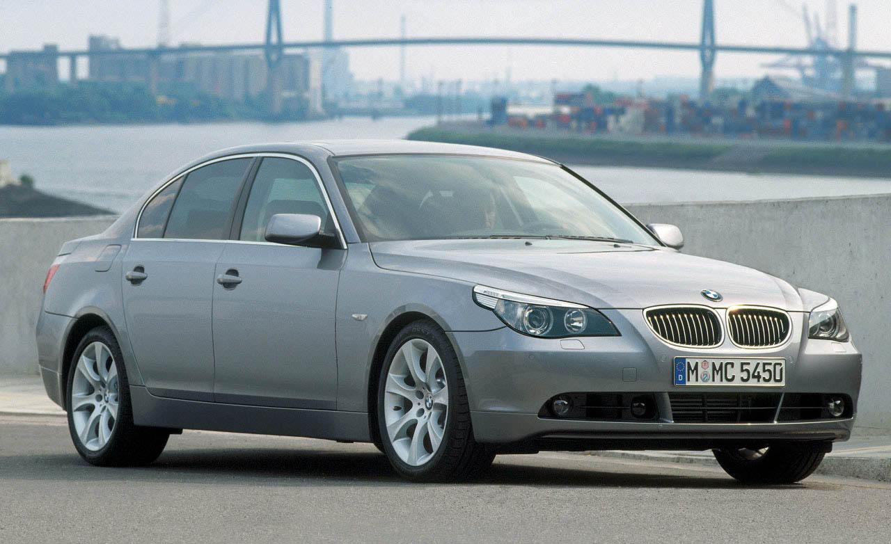 luxury cars in the uae