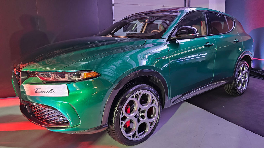 New 2024 Alfa Romeo Tonale, Stelvio and Giulia