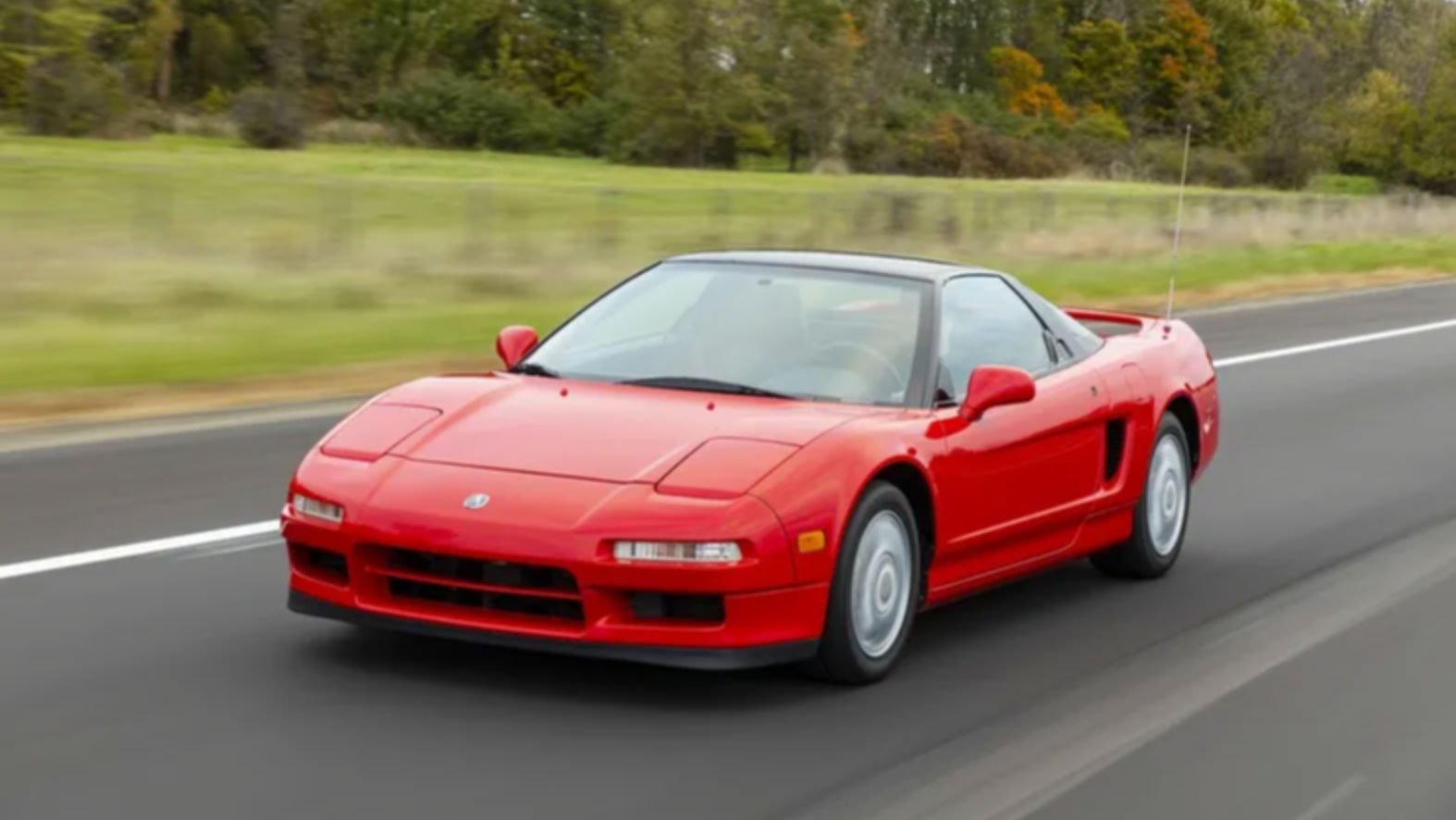 Classic Car On DubiCars: Acura NSX Review – A Legend That Redefined Supercar Standards