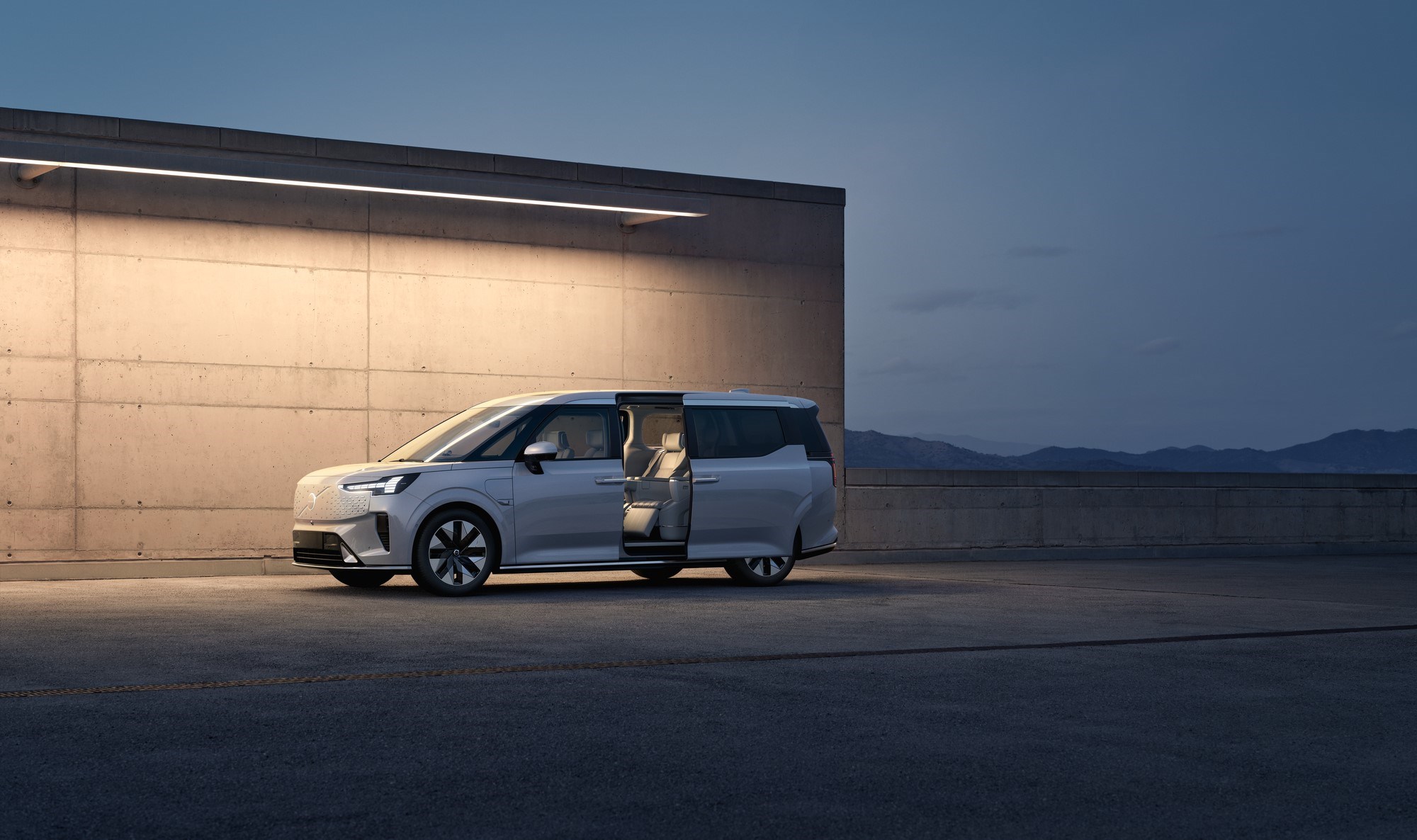 Volvo EM90 Luxury Electric MPV Revealed — Volvo Looks Set To Redefine In-Car Living