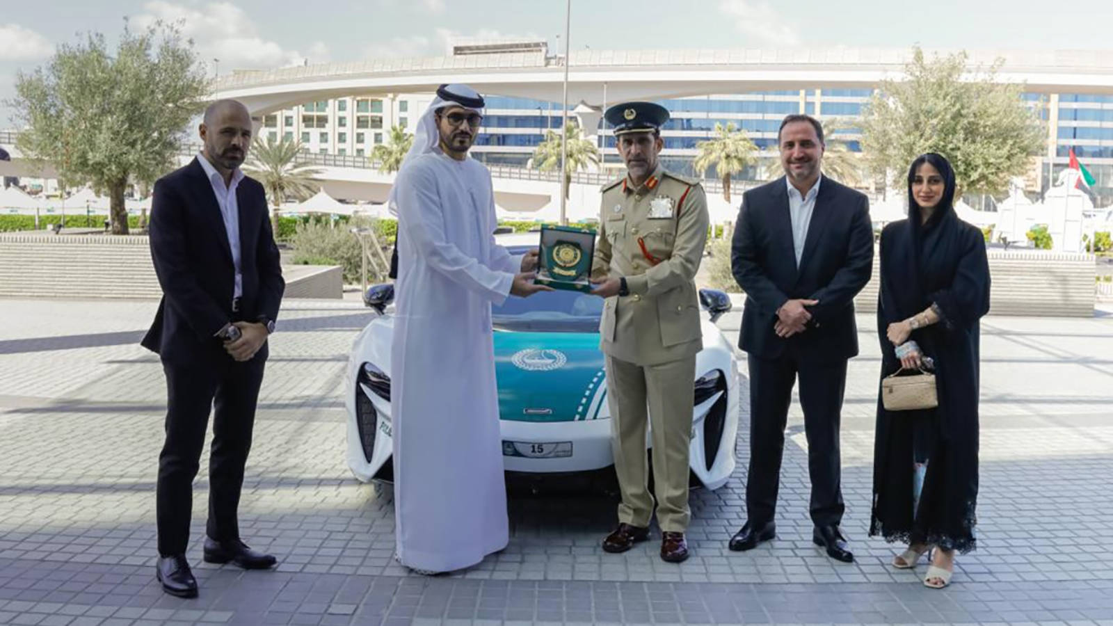 Dubai Police Adds McLaren Artura To Its Fleet