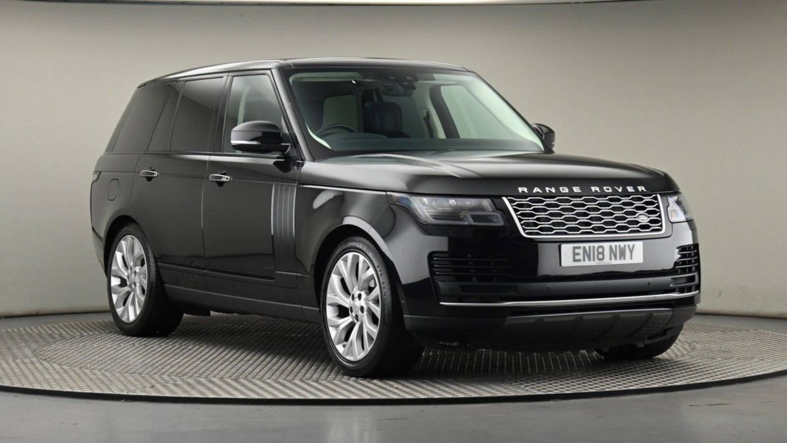 Range Rover Review | Specs, Driving Impressions & More