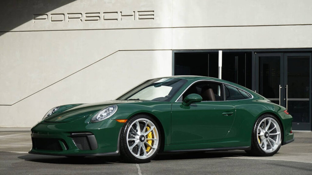 911 GT3 Touring Review