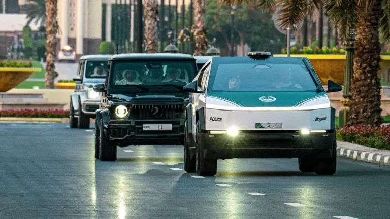 Dubai Police Tesla Cybertruck