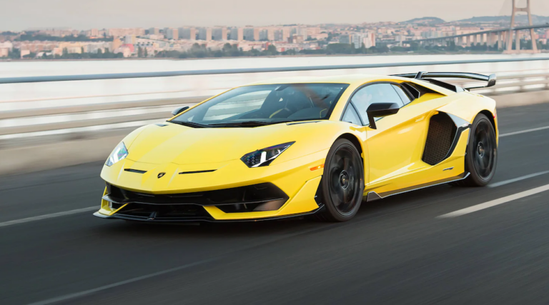 Lamborghini Aventador