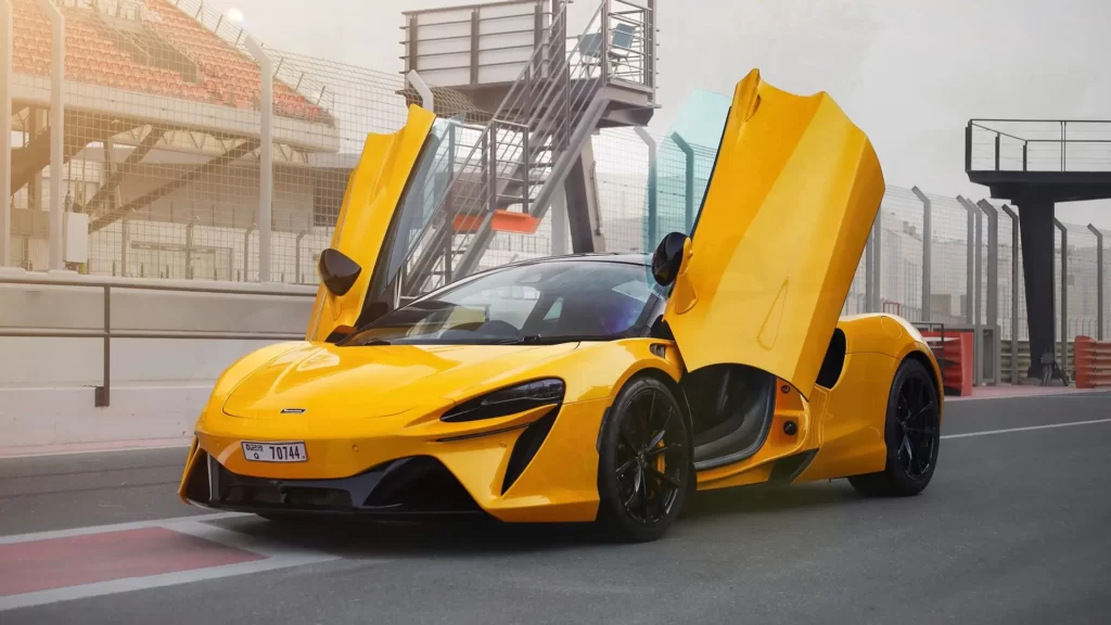 Trinity Car Rental - McLaren Artura