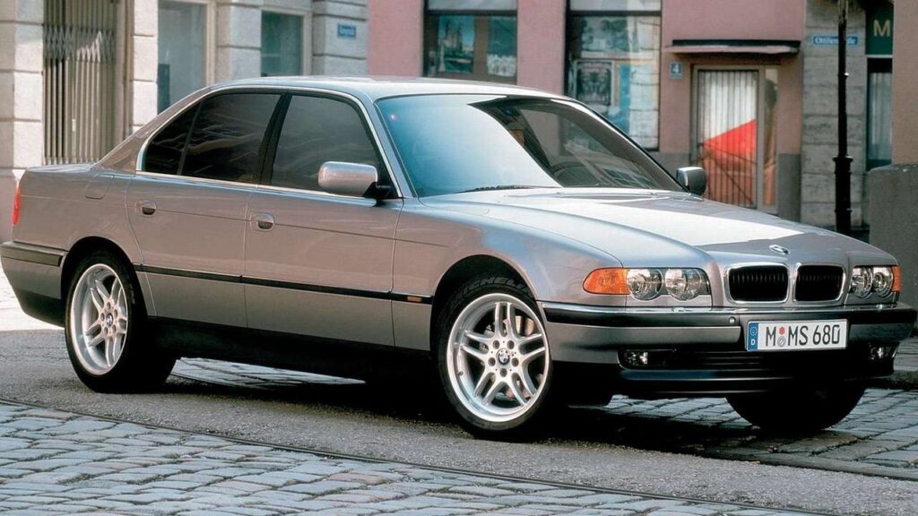 Third Gen BMW 7 Series (E38)