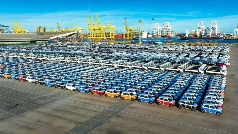 Iran Imports Cars From UAE