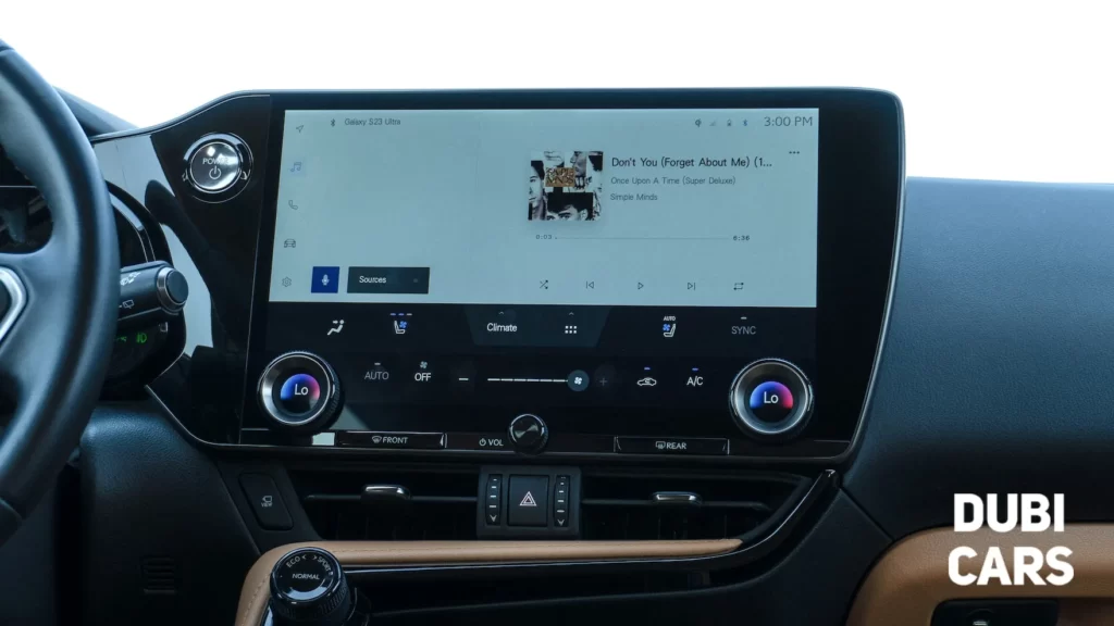 Lexus NX350h Infotainment