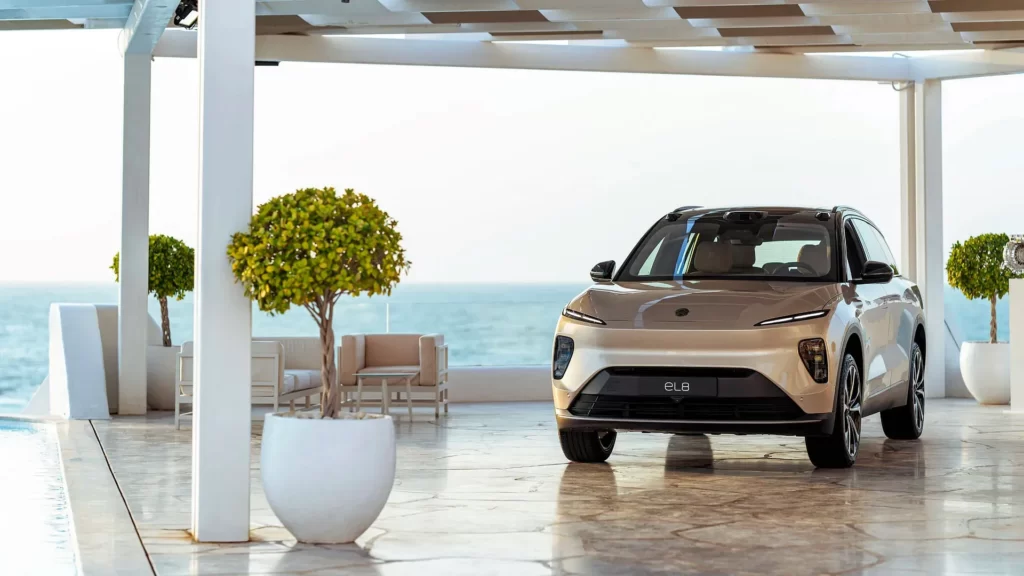 nio dubai showroom