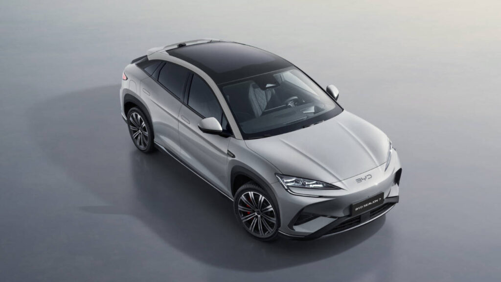 Best BYD Cars To Drive In The UAE 3 best byd cars in uae