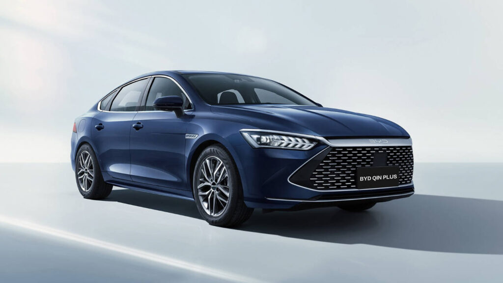 Best BYD Cars To Drive In The UAE 7 best byd cars in uae