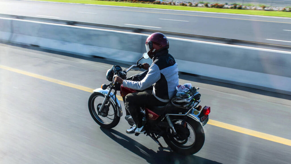 how to get motorcycle licence in dubai