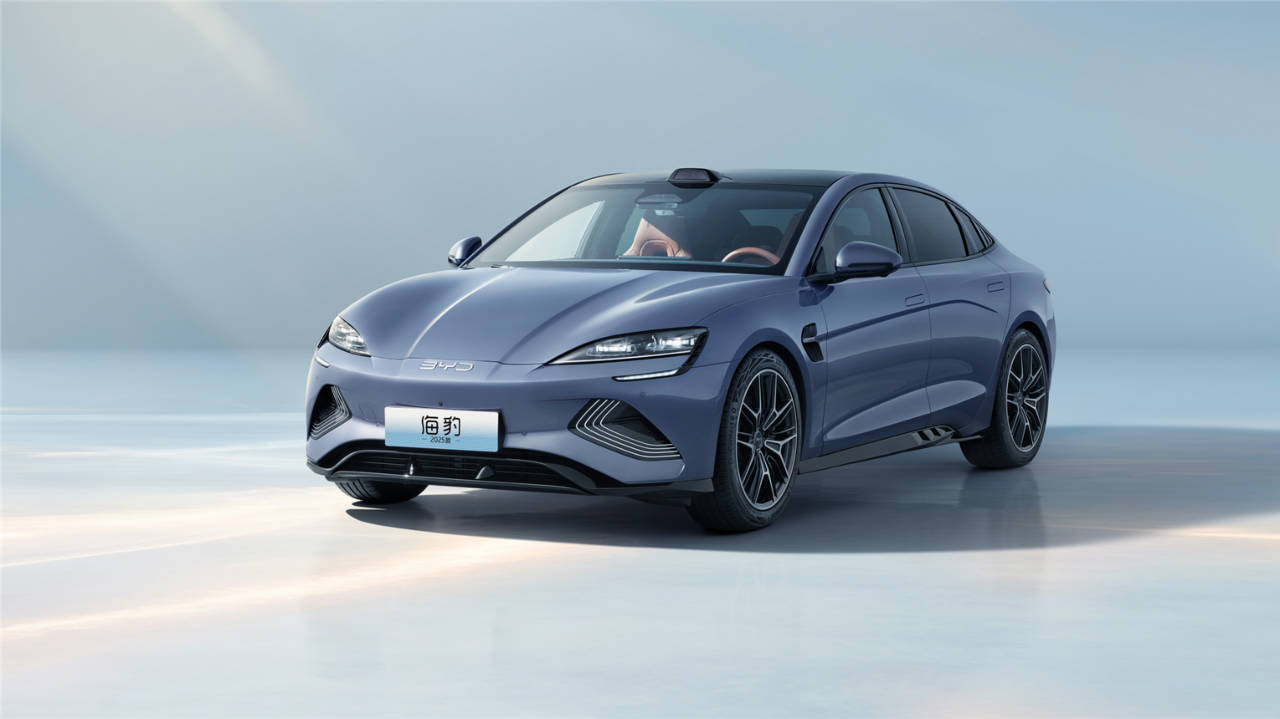 2025 BYD Seal 07 DM-i Launched In The UAE: Prices Start At AED 109,900