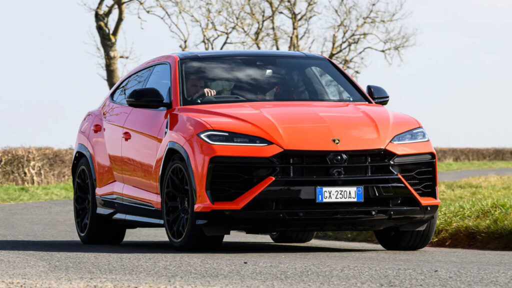 lamborghini urus ev delayed