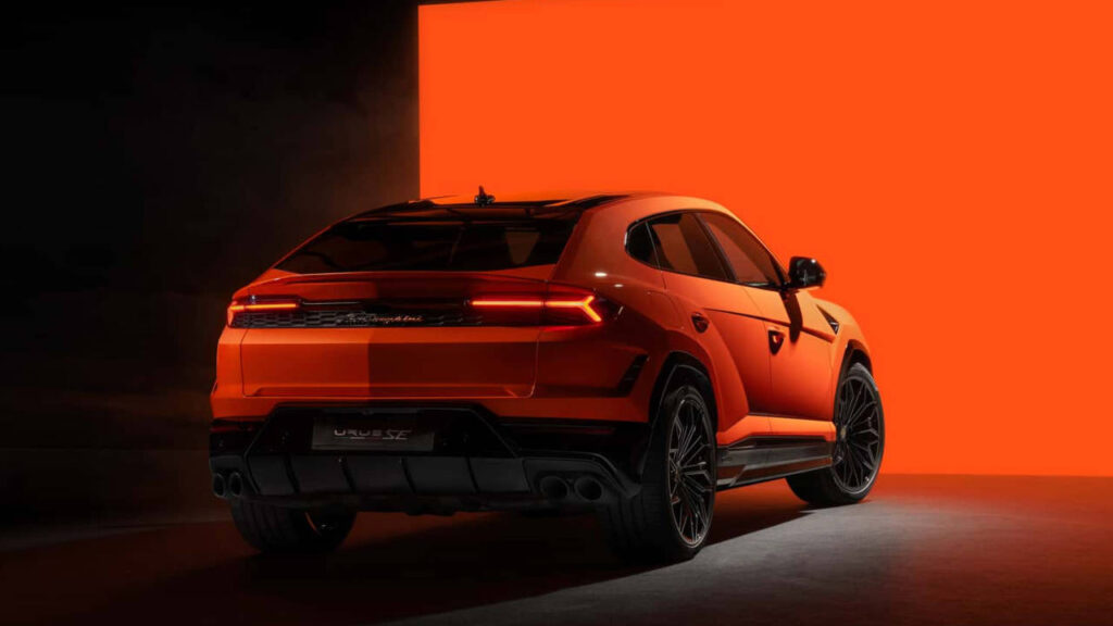 lamborghini urus ev delayed
