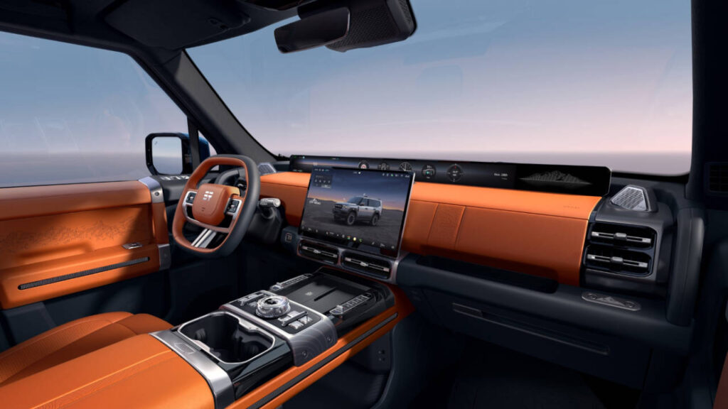 new jetour g700 vs byd leopard 8 price specs features interior design engine performance safety compared