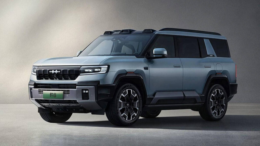 Jetour G700 vs BYD Leopard 8 | Features, Specs, Price Compared