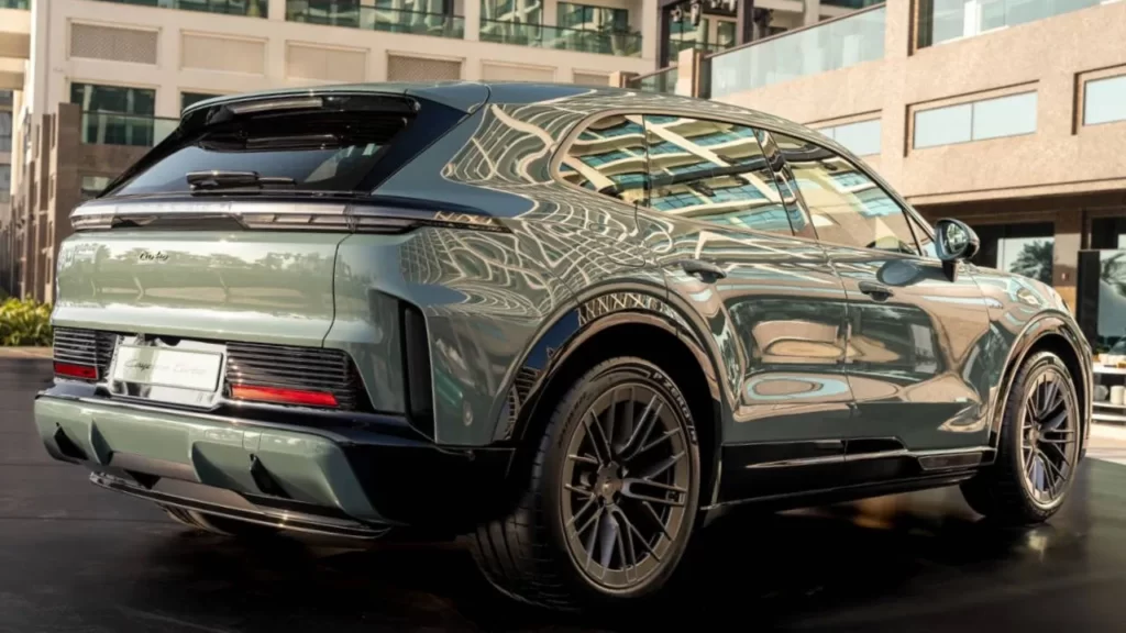 porsche cayenne electric