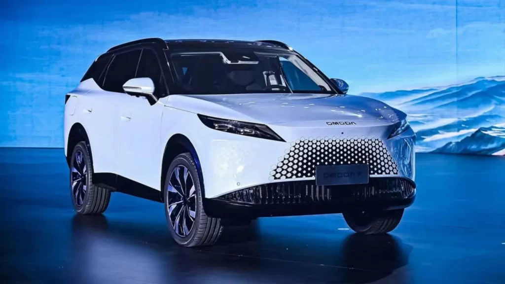 hybrid cars launching in 2026