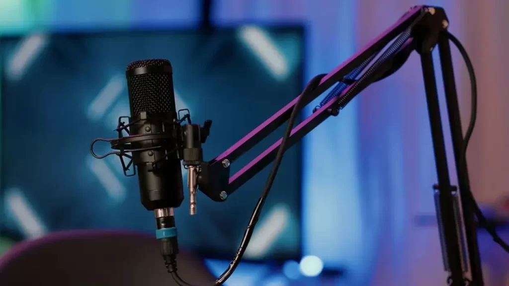 Driven Minds - Automotive Podcast UAE