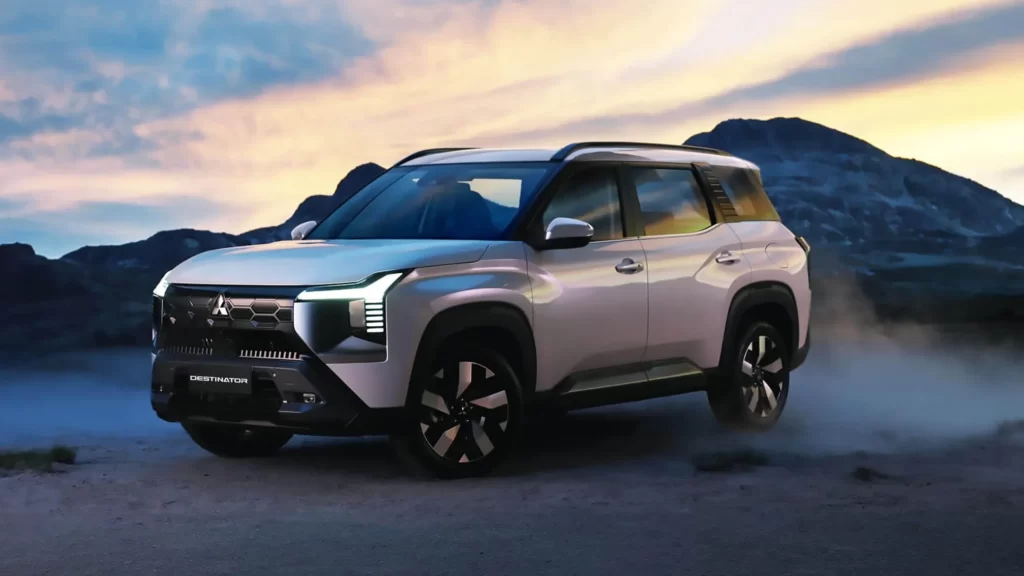 Mitsubishi Destinator Design