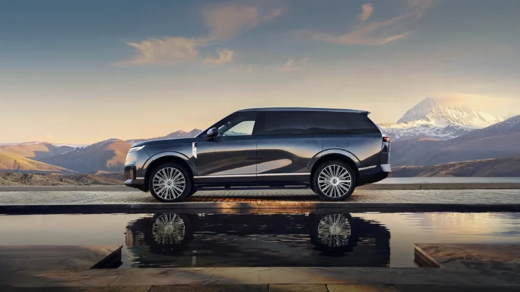 XPENG GX previewed In the UAE