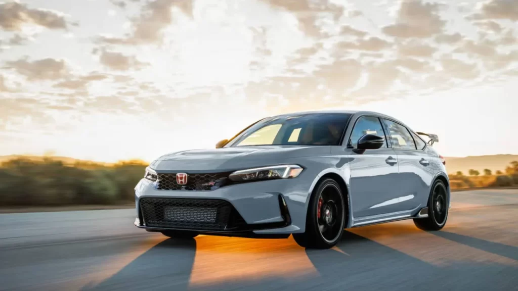 manual transmission cars uae