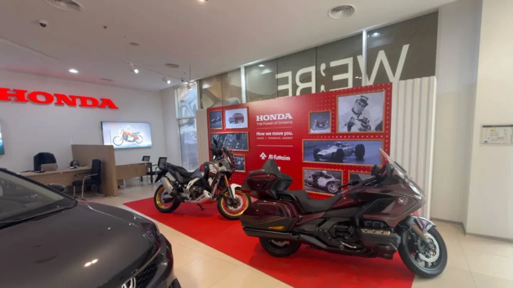 New Honda Showroom In dubai On SZR