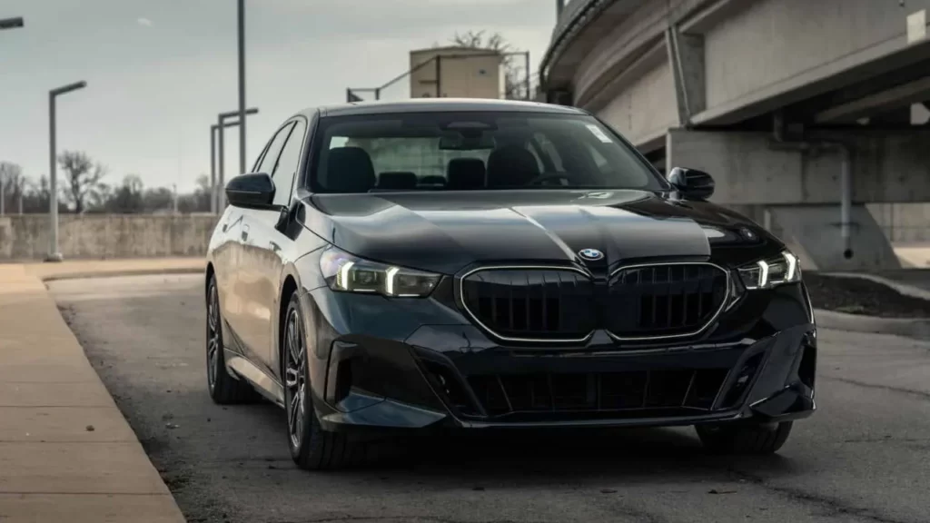 readily available luxury cars uae