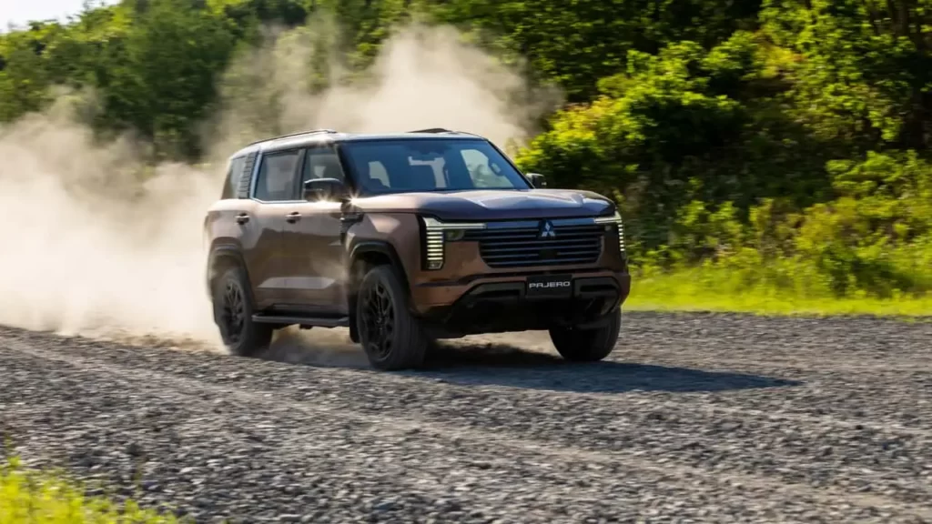 New Mitsubishi Pajero Revealed - Off Road Ability