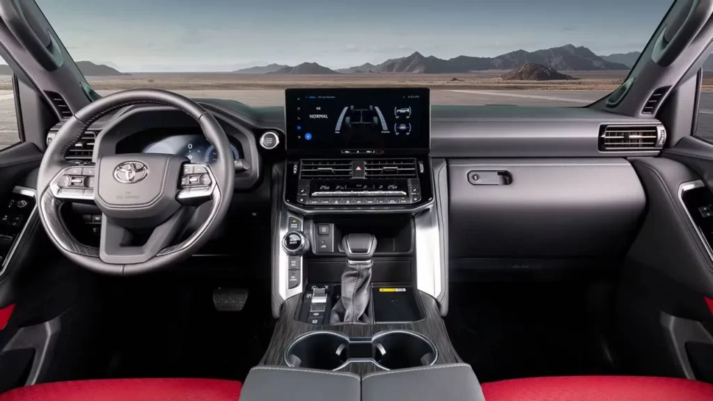 Toyota Land Cruiser LC200 vs LC300