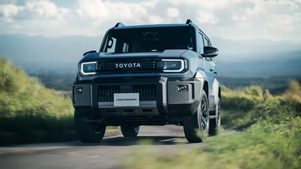 New Toyota FJ Cruiser - Toyota Land Cruiser FJ Launched In The UAE