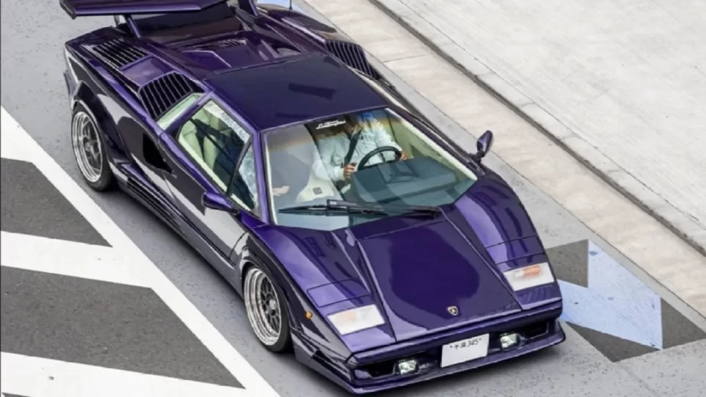 Purple Lamborghini v12 supercars